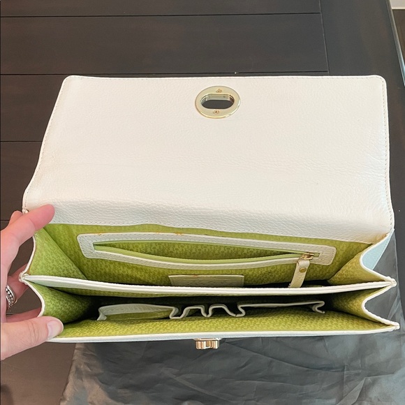 Tous Cream Handbag with Gold Details - Picture 6 of 15